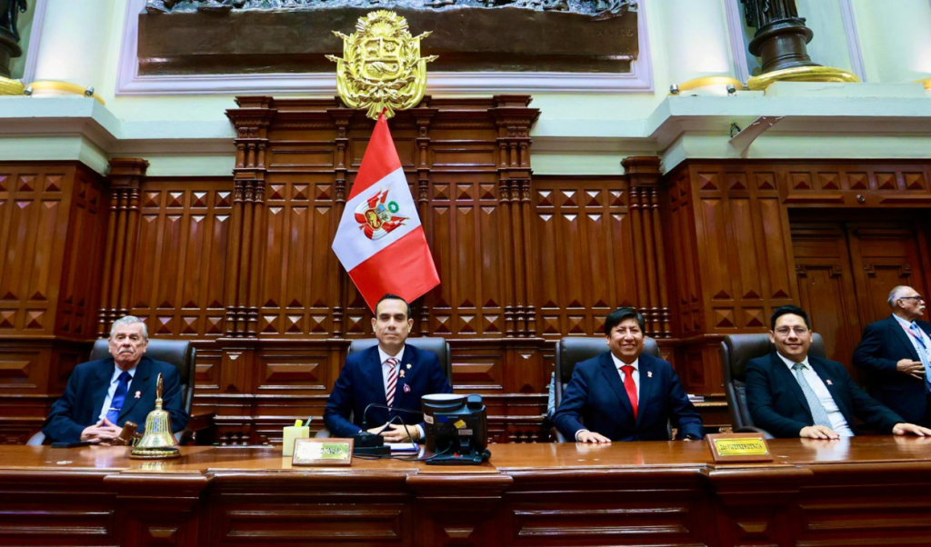 New Board of Directors of Congress is installed in the midst of questions and delays