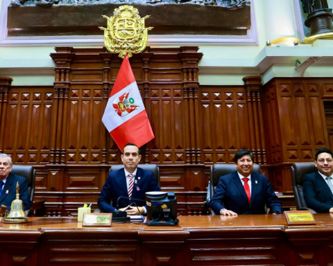 New Board of Directors of Congress is installed in the midst of questions and delays