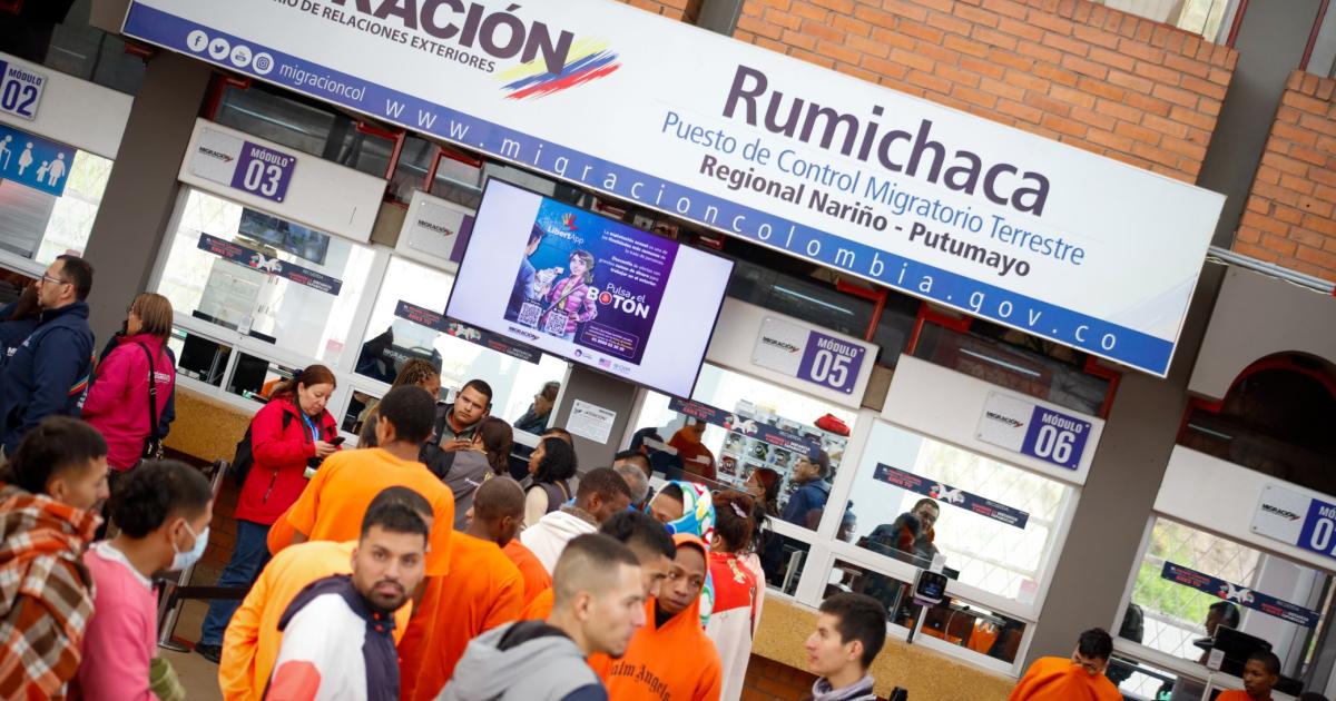 Only 10 of more than 600 Colombians deported from Ecuador were arrested; More expulsions are expected