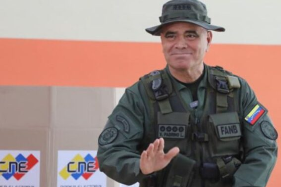 Padrino López denounces that "intelligence plane" of the US raped Venezuelan space