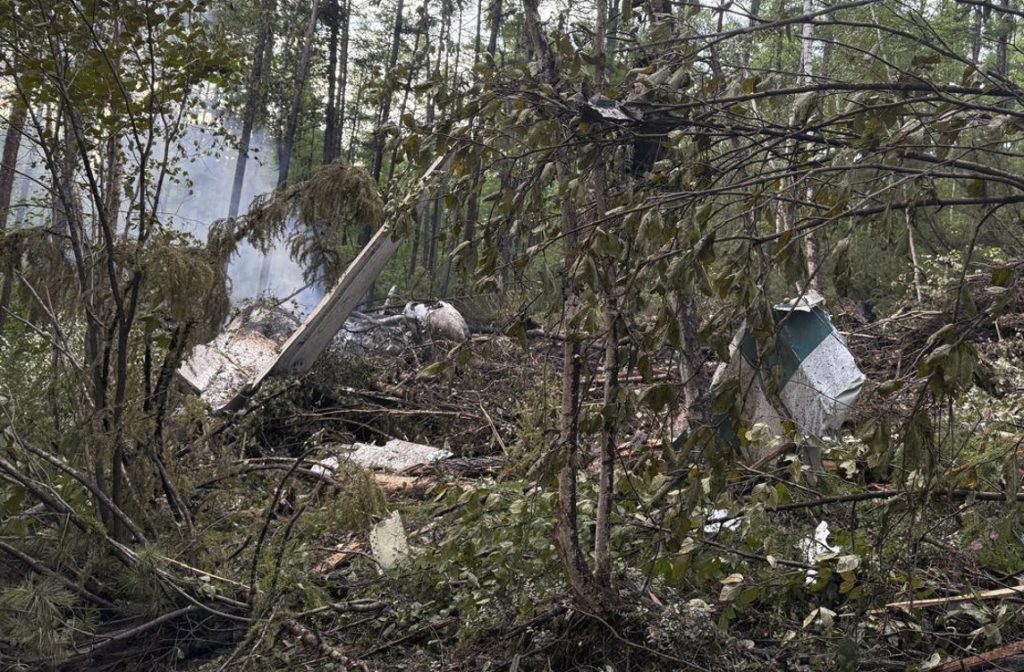 Passenger plane crashes in Amur's Russian region
