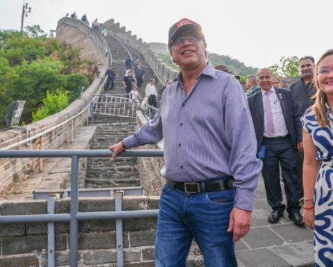 Petro Government seeks to close the four -year with the highest tax in history