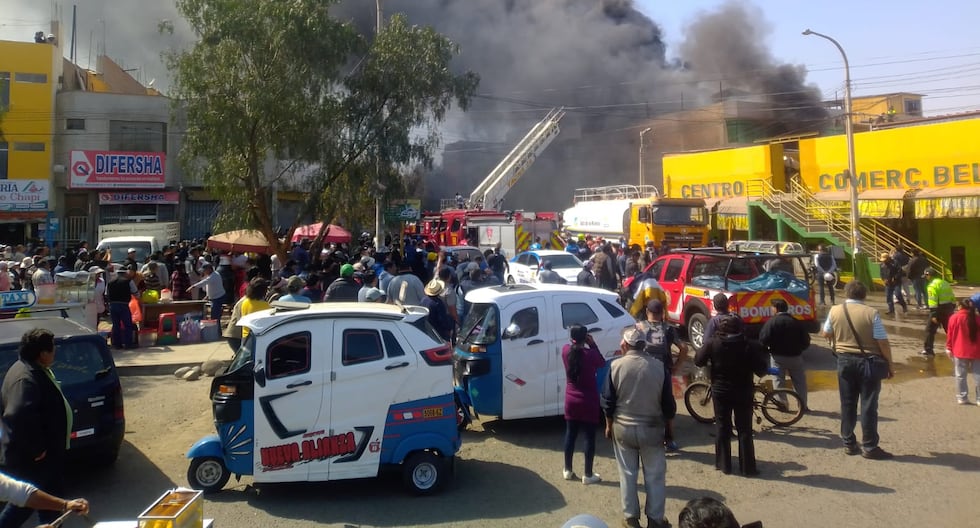 Tacna: fire destroys stored merchandise in a three -story building