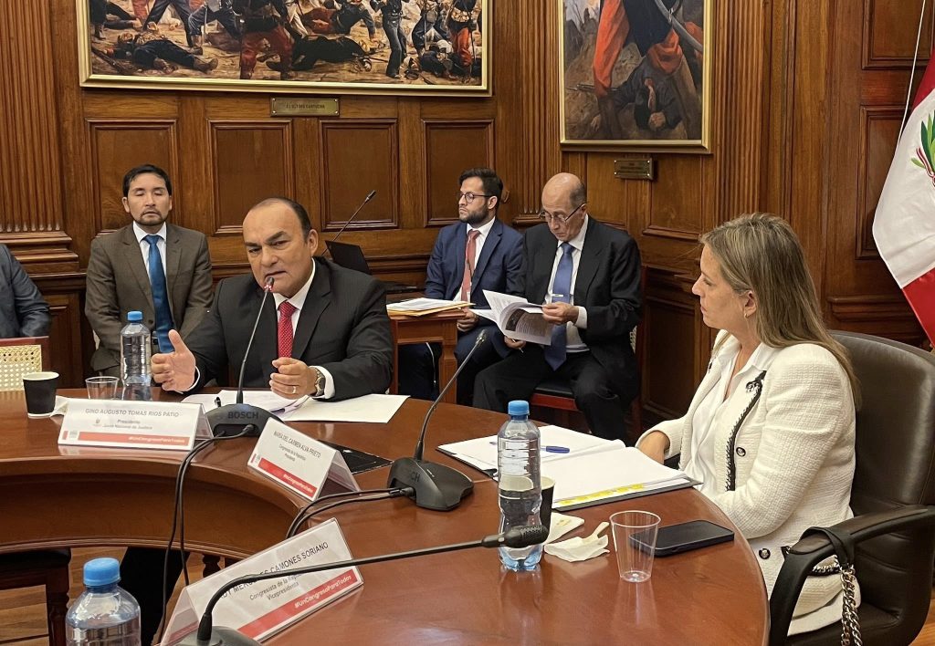 The Jnj is divided over the vacancy of its president, Gino Ríos