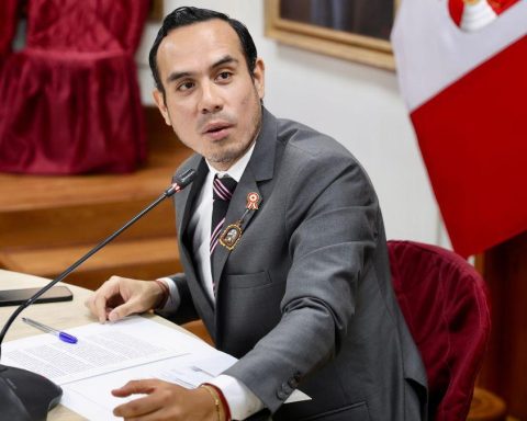 The liabilities that José Jerí drags in his way to the presidency of Congress