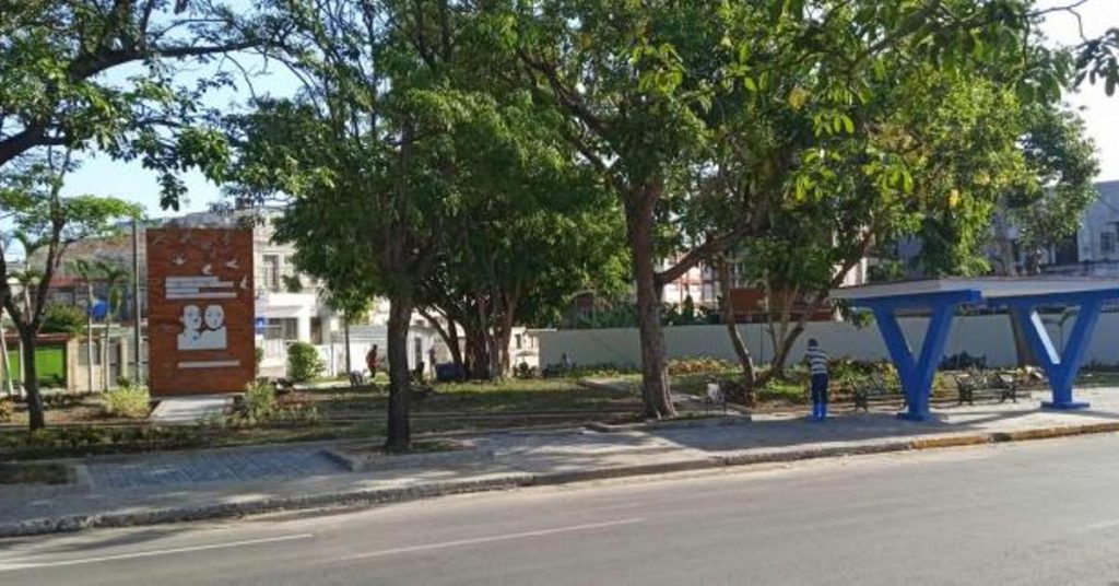 The rosenberg monument restores in Havana, condemned by spying for the USSR