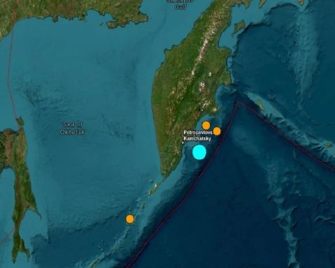They emit Tsunami alert on the Peruvian coast after earthquake in Russia
