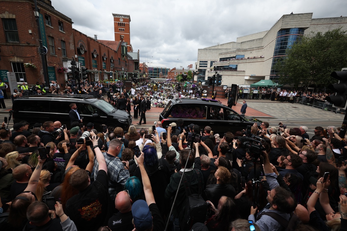Thousands of fans give their last goodbye to Ozzy Osbourne in their native Birmingha