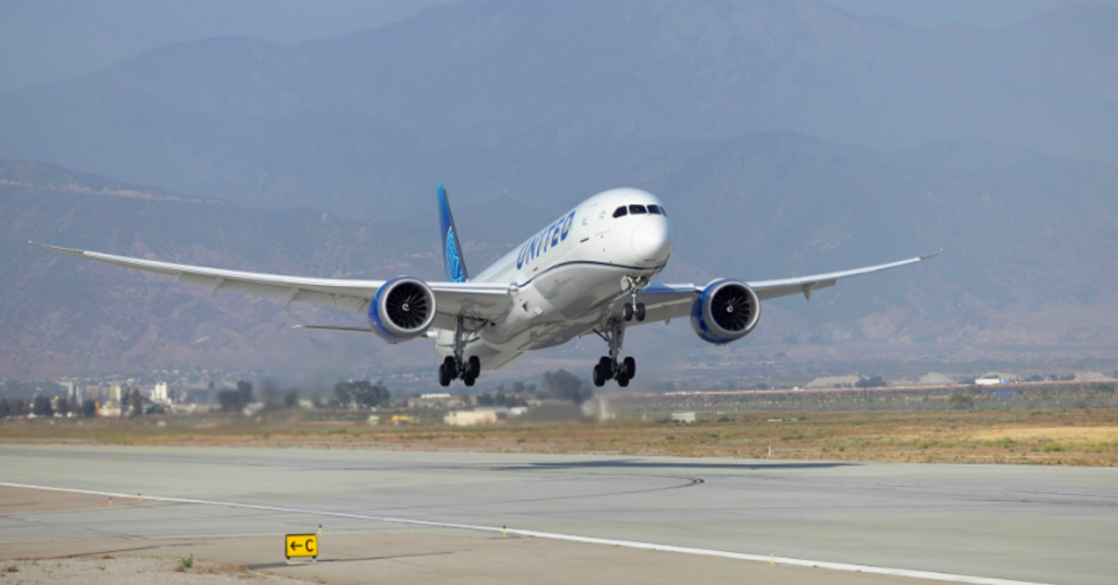 United Airlines, victim of the tourism debacle, suspends its flights to Cuba until 2026