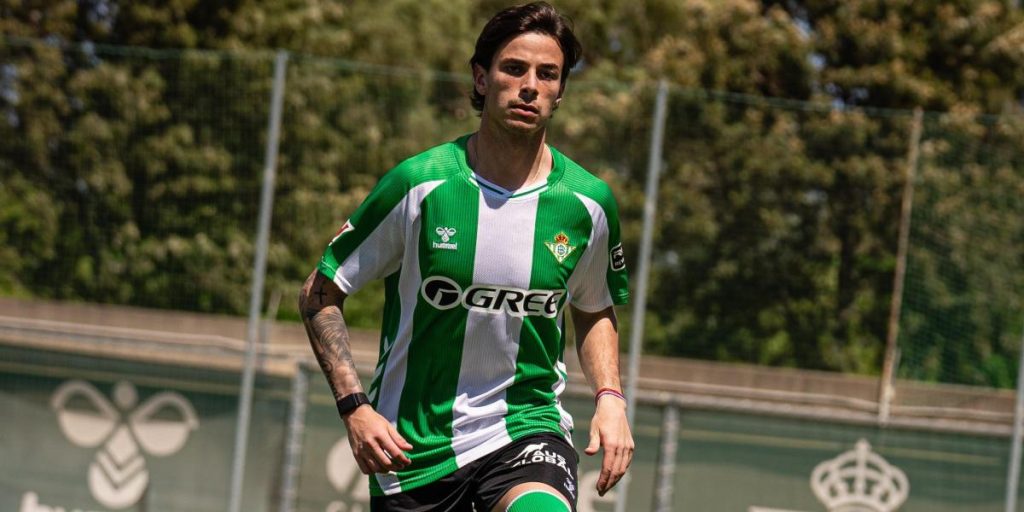 Valentín Gómez: "My first goal is to learn from my great colleagues "