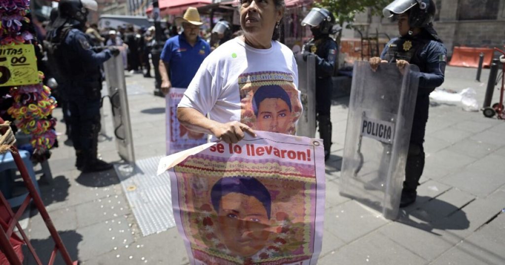 Vidulfo Rosales: Sheinbaum will offer new research lines of Ayotzinapa