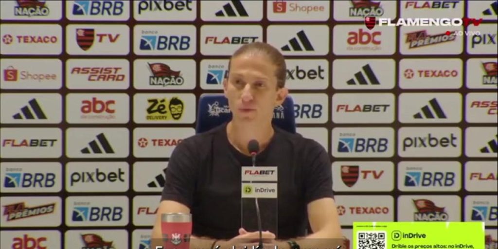 "Pedro's attitude touched the deplorable, was ridiculous, a disrespect, nobody lives from the past"