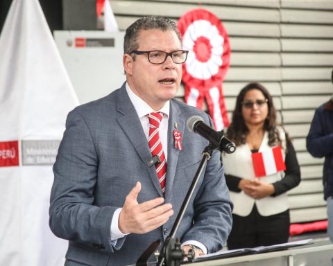 "Substantial, solvent and transparent": Morgan Quero defended Boluarte's speech