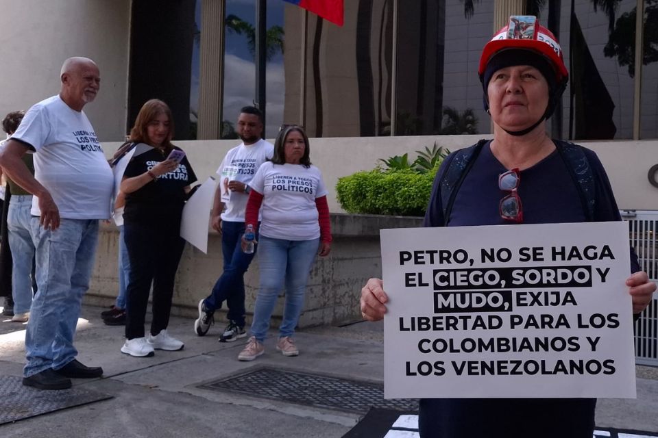 Familiares presos políticos-Colombia colombianos