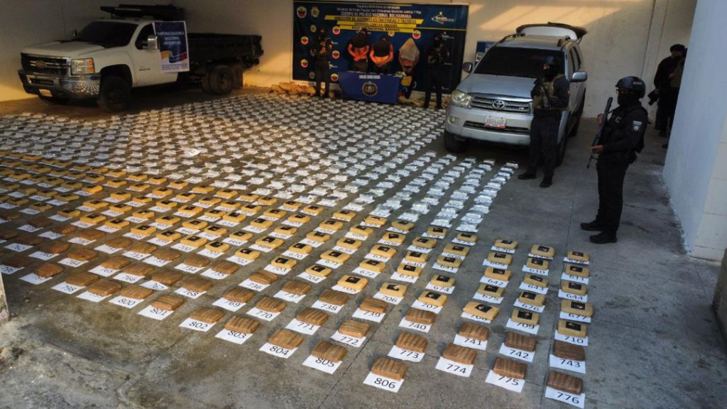 6,104 people have been apprehended in drug trafficking