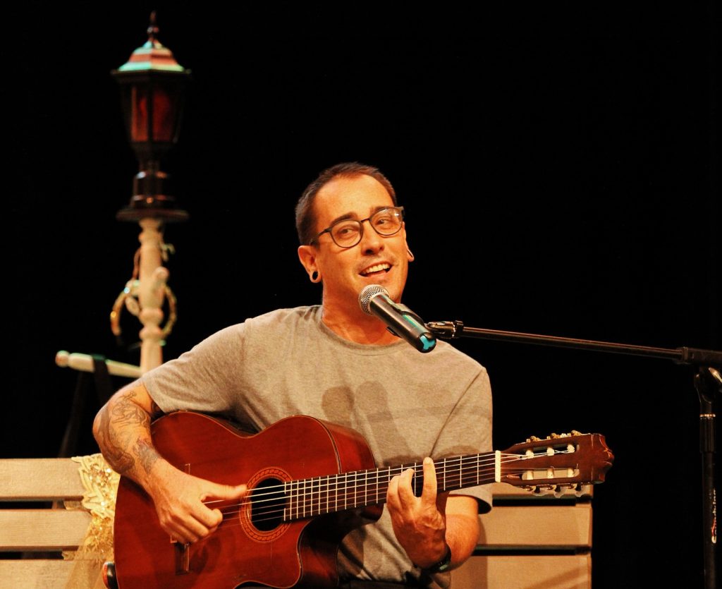 Adrián Berazaín in Fine Arts