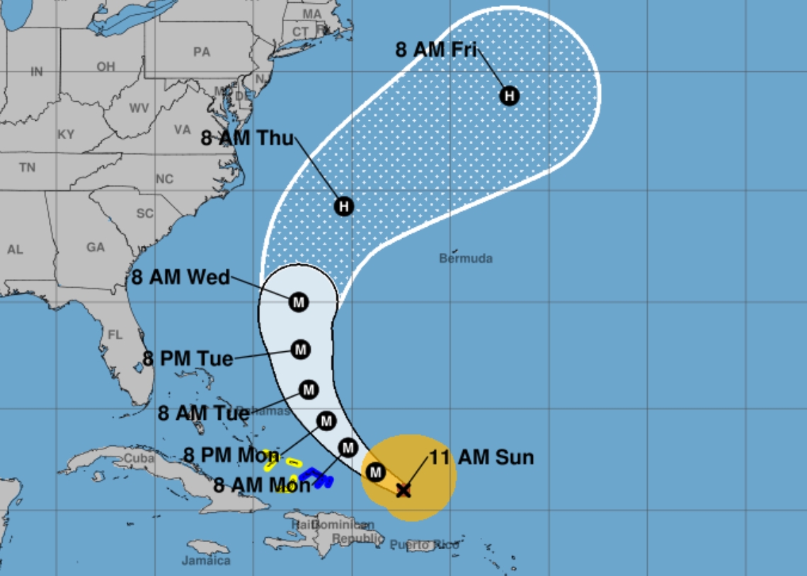 After intensifying quickly, Hurricane Erin advances in the Atlantic but far from Cuba