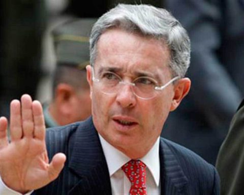 Álvaro Uribe after being released: "Maduro is a legitimate target from the United States"