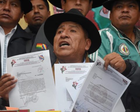 Arcistic peasants willing to ignore choice results announce protests