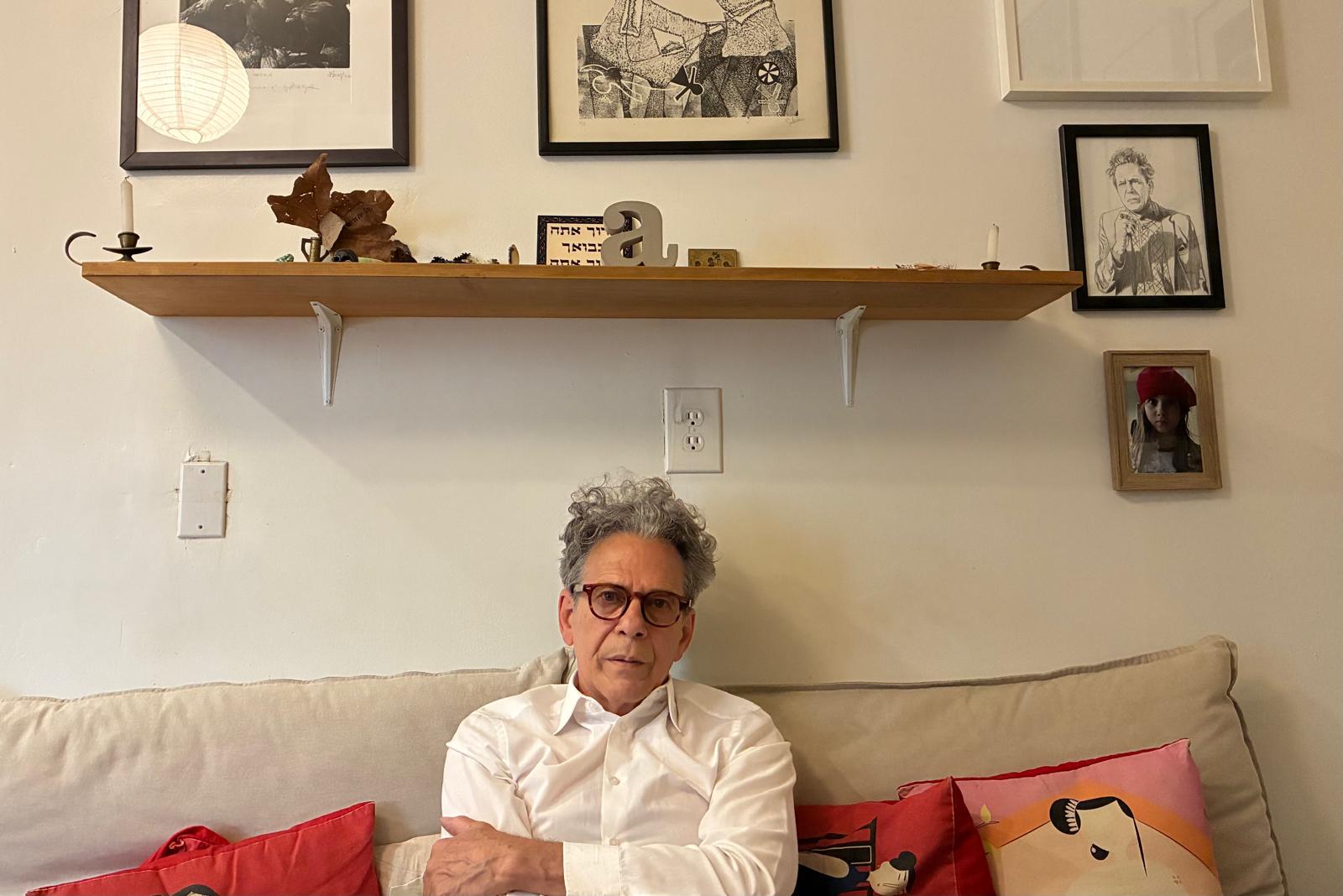 Armando Suárez Cobián: written to beats