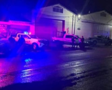 Armed command attacks and burns House of Mayor of Queréndaro, Michoacán