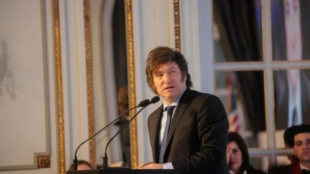 Between empanadas and cinema: Javier Milei headed a particular cabinet meeting