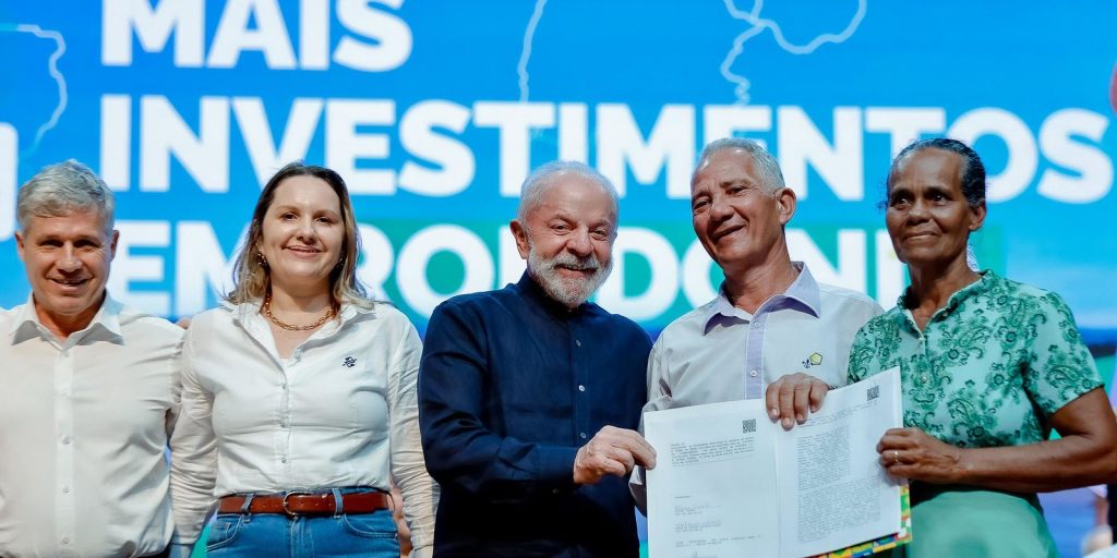 Bolsonaro is having the right to defend himself, says Lula