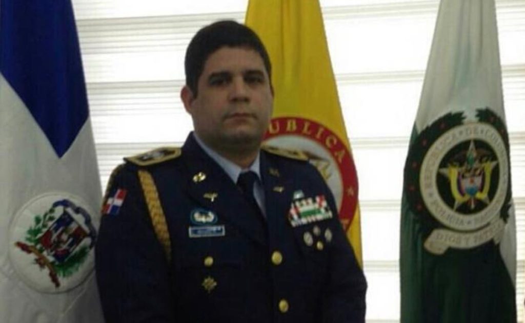 Cancelan coronel tras denuncias de corrupción en DNCD y DNI