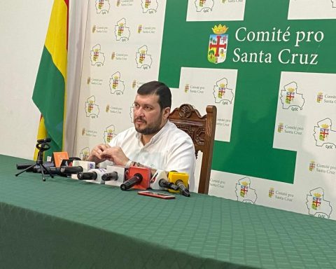 Civic calls to respect the vote and not coerce it with "blackmail"