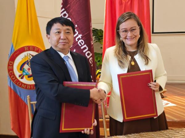 Colombia and China reinforce cooperation with the signing of a memorandum of understanding
