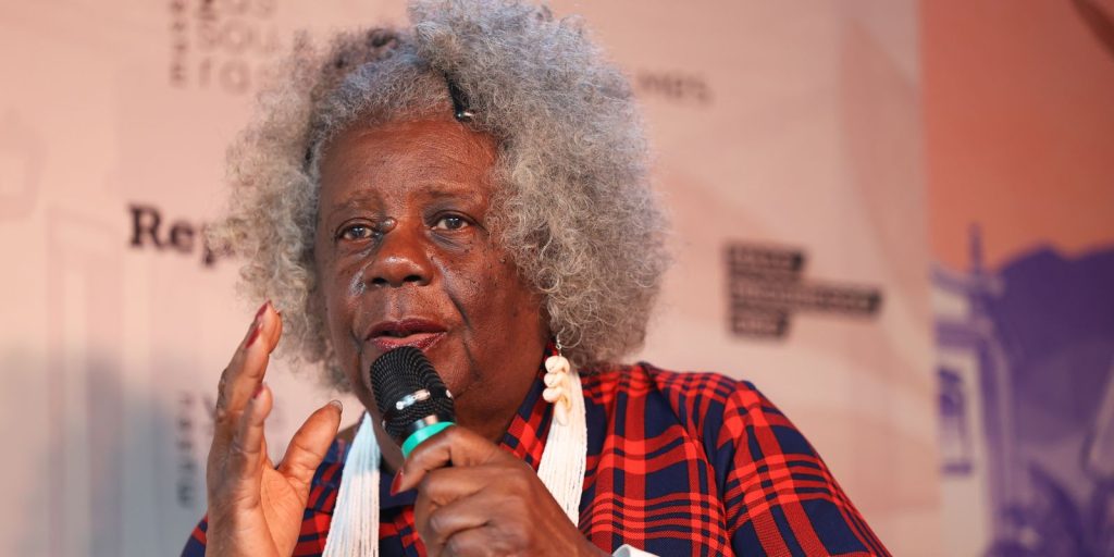 Conceição Evaristo at Flip: Fiction fills voids of official history