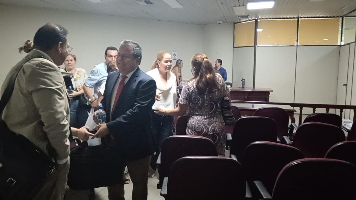 Cruceña Mayor's Office assures that Angélica Sosa was not separated from the case 'items ghost'