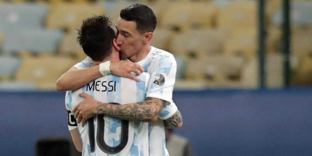Di María chooses his five historical of the Argentine National Team ... with surprise!