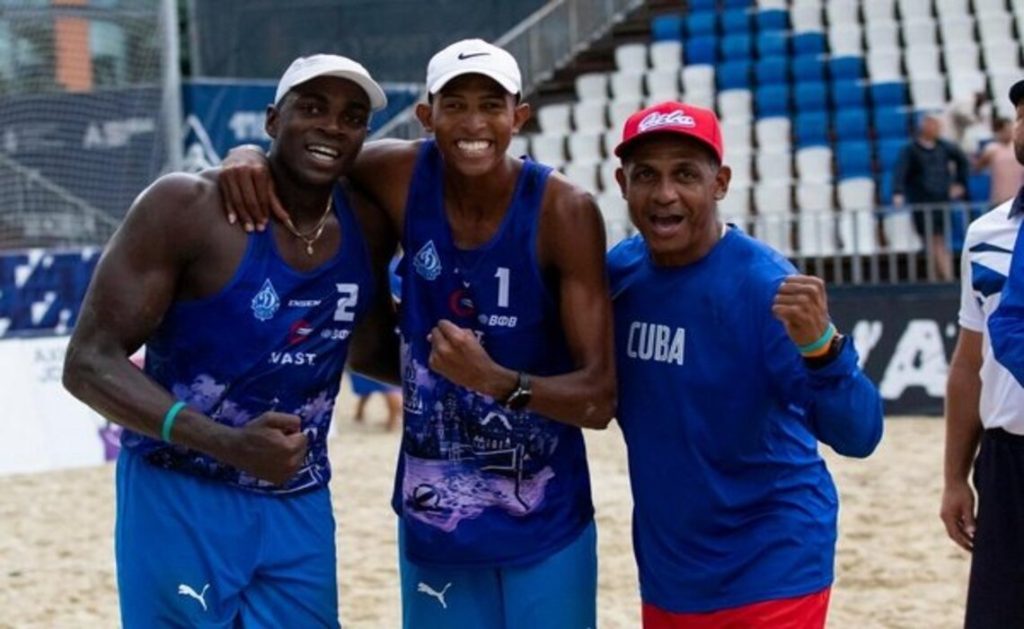 Díaz and Alayo shine with third gold in the Russian beach volleyball league
