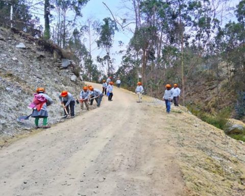 Eight regions spent less than 40% of the budget for projects