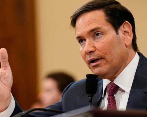 European leaders will join Zelenskiy in meeting with Trump