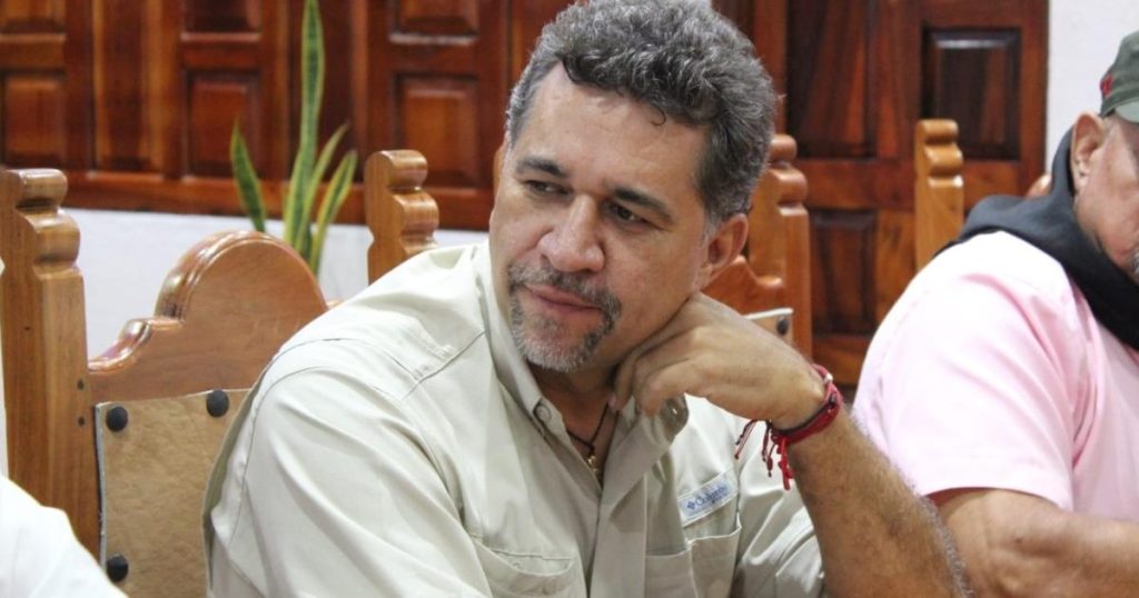 Exembajador León Fredy Muñoz clarified his role in the residence of Carlos Ramón González in Nicaragua