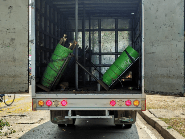 Explosion in Cali: A truck broke out and another with cylinders was found without detonating