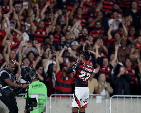 Fla wins and opens an advantage over Inter in the round of 16