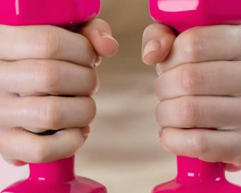 Force training helps recover from anorexia