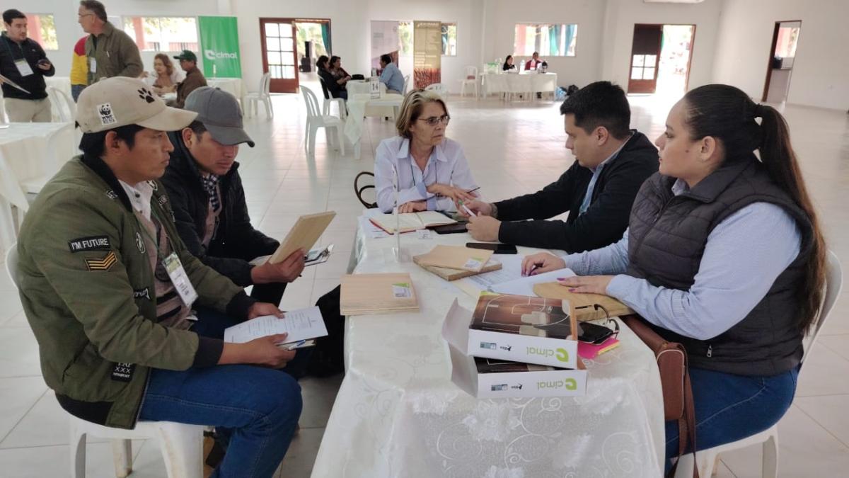 Forest Meeting in Concepción promotes $ US 2.8 million in sustainable businesses