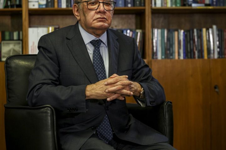 GILMAR MENDES IRONIZES USA VISA CANCELLATION