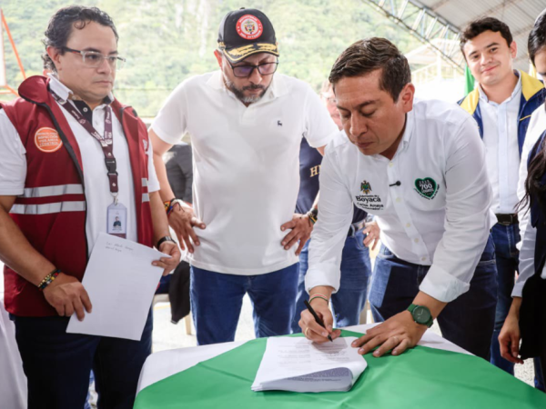 Government and AES workers close agreements and lift blockages in Boyacá