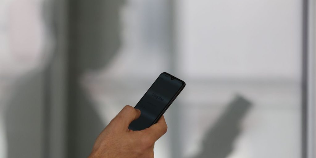 Government will migrate 4 million contracts to the CLT payroll app