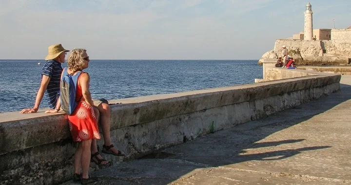 turismo, Cuba, crisis, Canadá