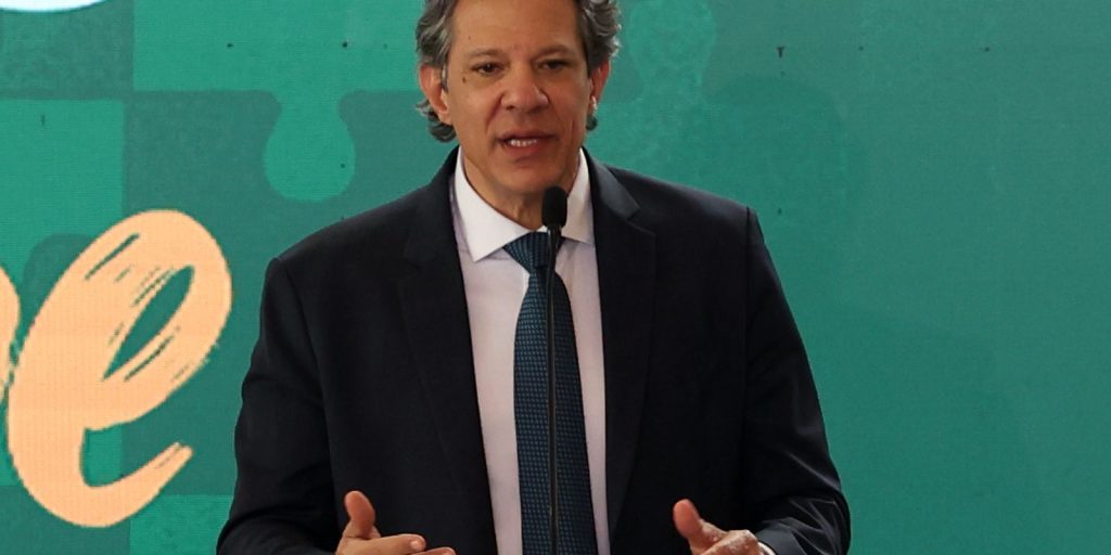 Haddad delivers to Lula plan against the effects of US tariffs