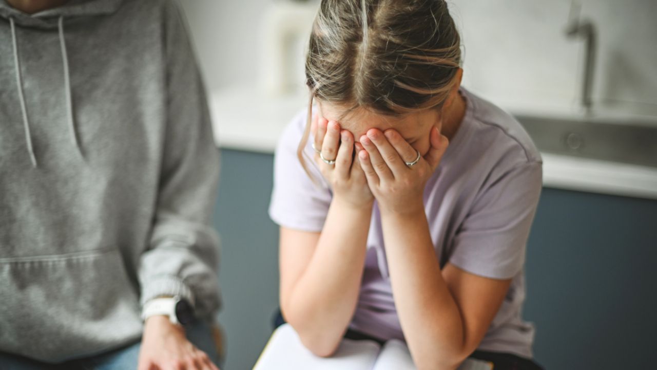 He is a professor at Limache and was suspended for shouting at his students when they appointed Pinochet