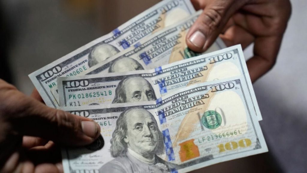 How much will the dollar be worth in December after the electoral effect
