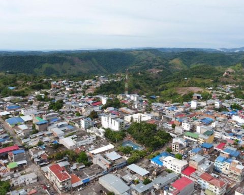 Humanitarian crisis in Santa Rosa del Sur, Bolívar: More than 5,000 people are confined by illegal armed groups