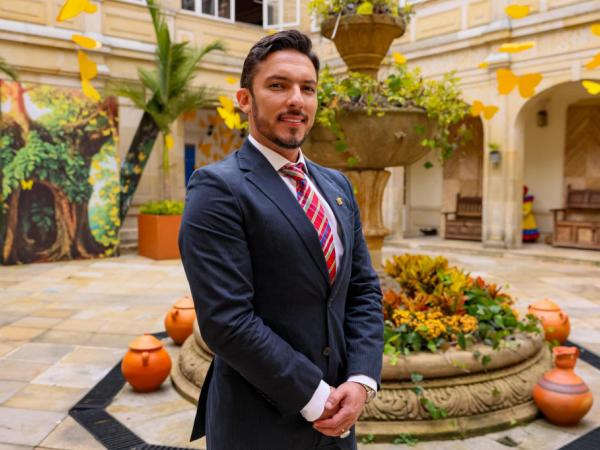 'I am a person and I am a maric': Juan Florián asks him to call him Minister of Equality